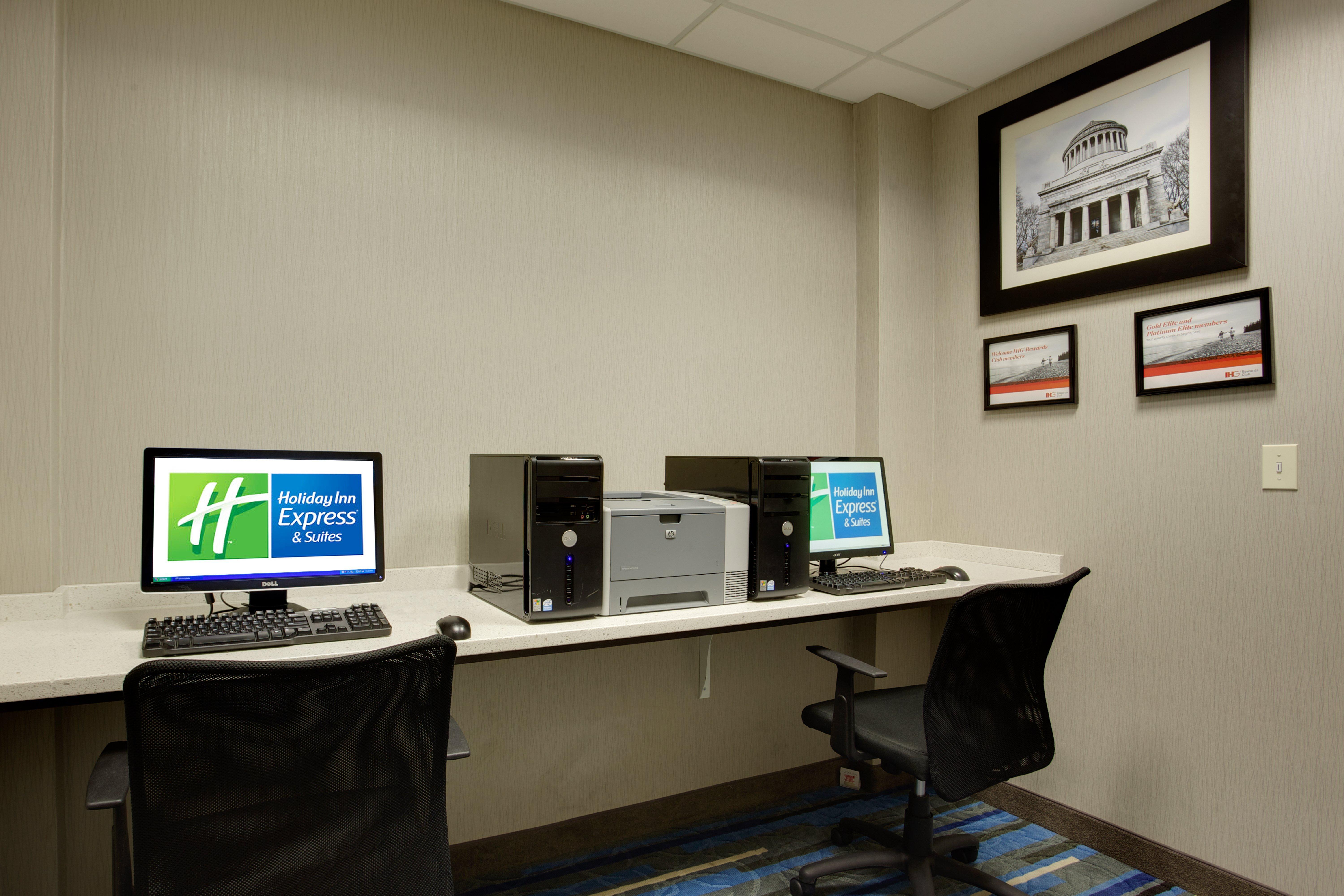 Holiday Inn Express Hotel & Suites Meadowlands Area By Ihg Carlstadt Zewnętrze zdjęcie
