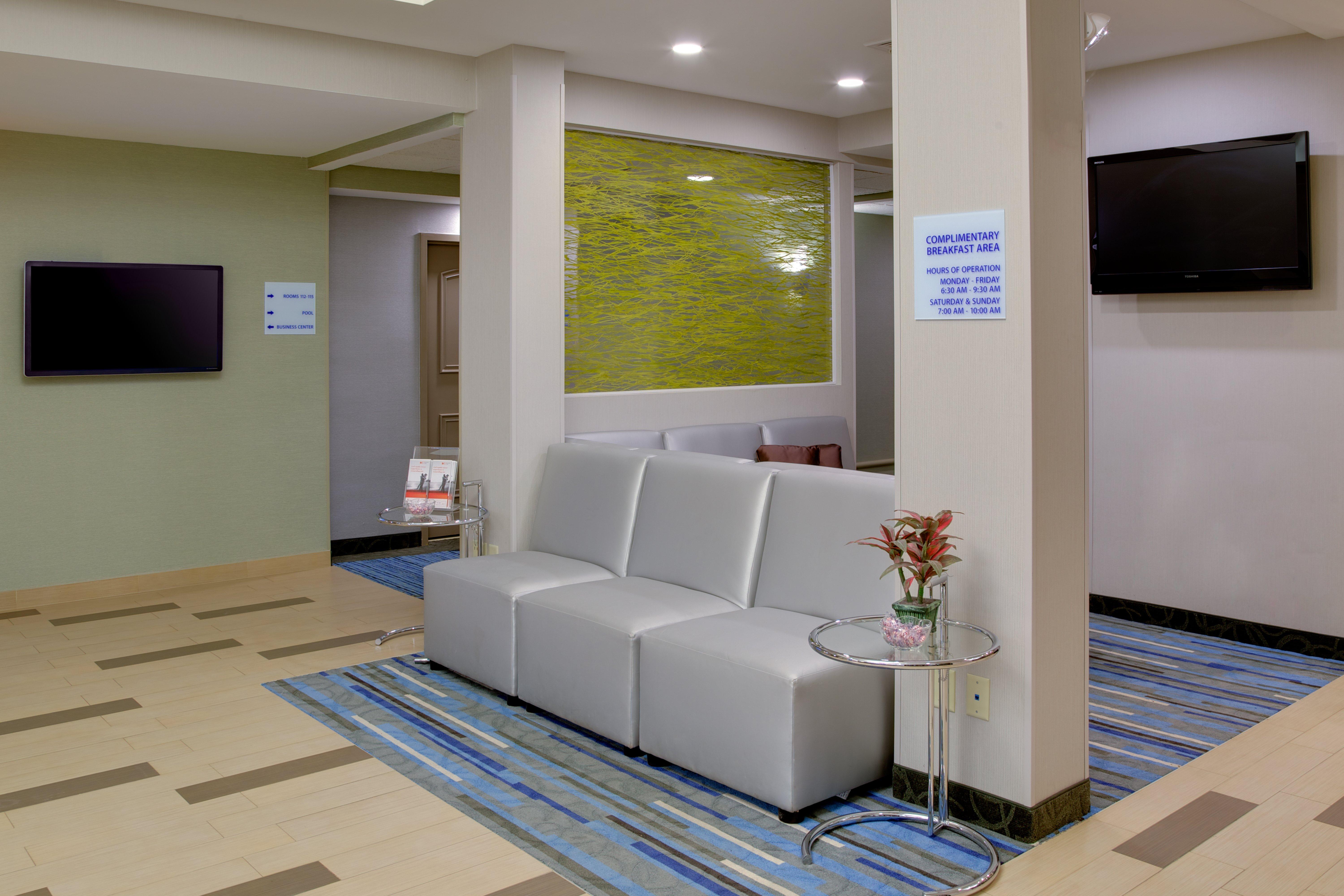 Holiday Inn Express Hotel & Suites Meadowlands Area By Ihg Carlstadt Zewnętrze zdjęcie