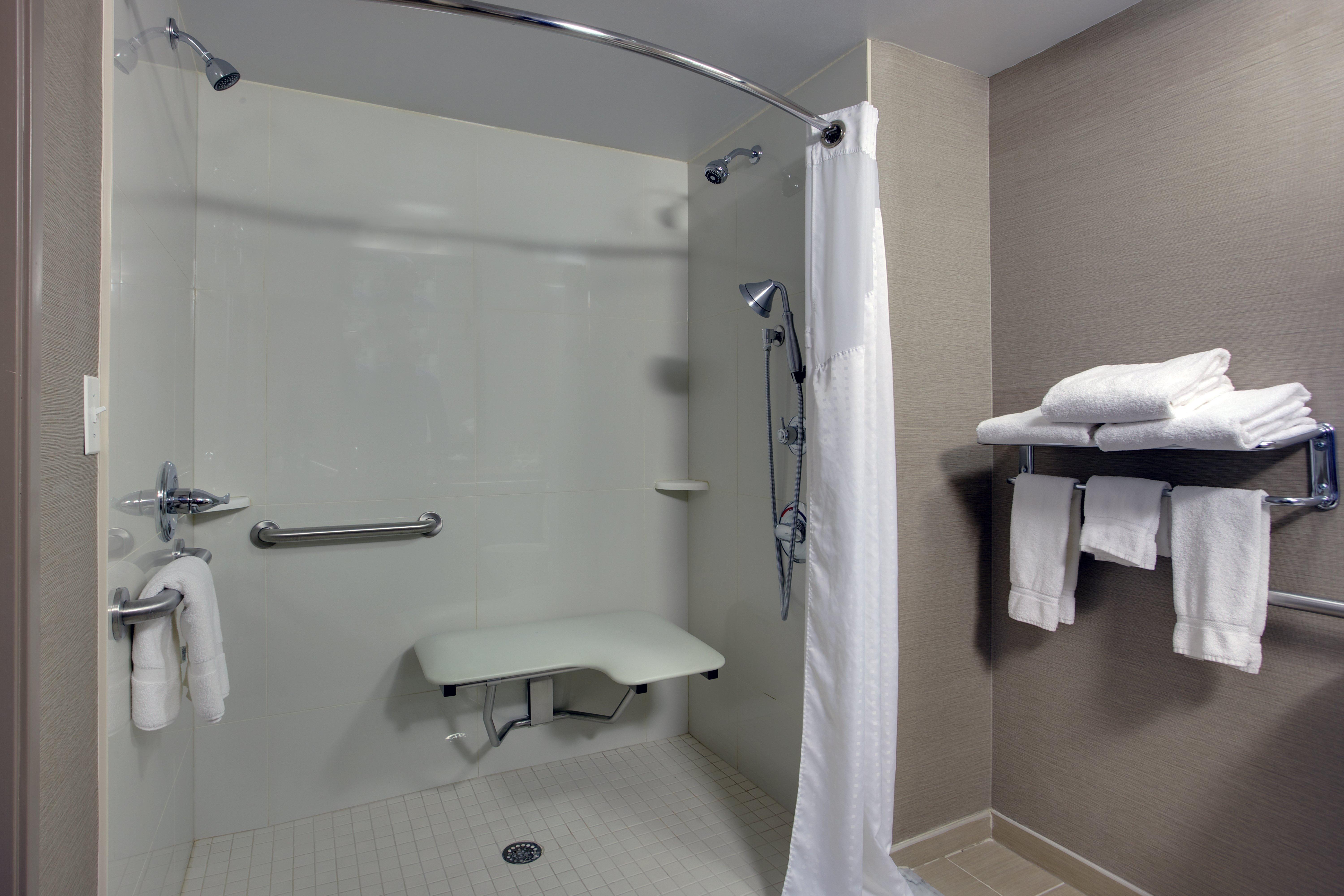 Holiday Inn Express Hotel & Suites Meadowlands Area By Ihg Carlstadt Zewnętrze zdjęcie