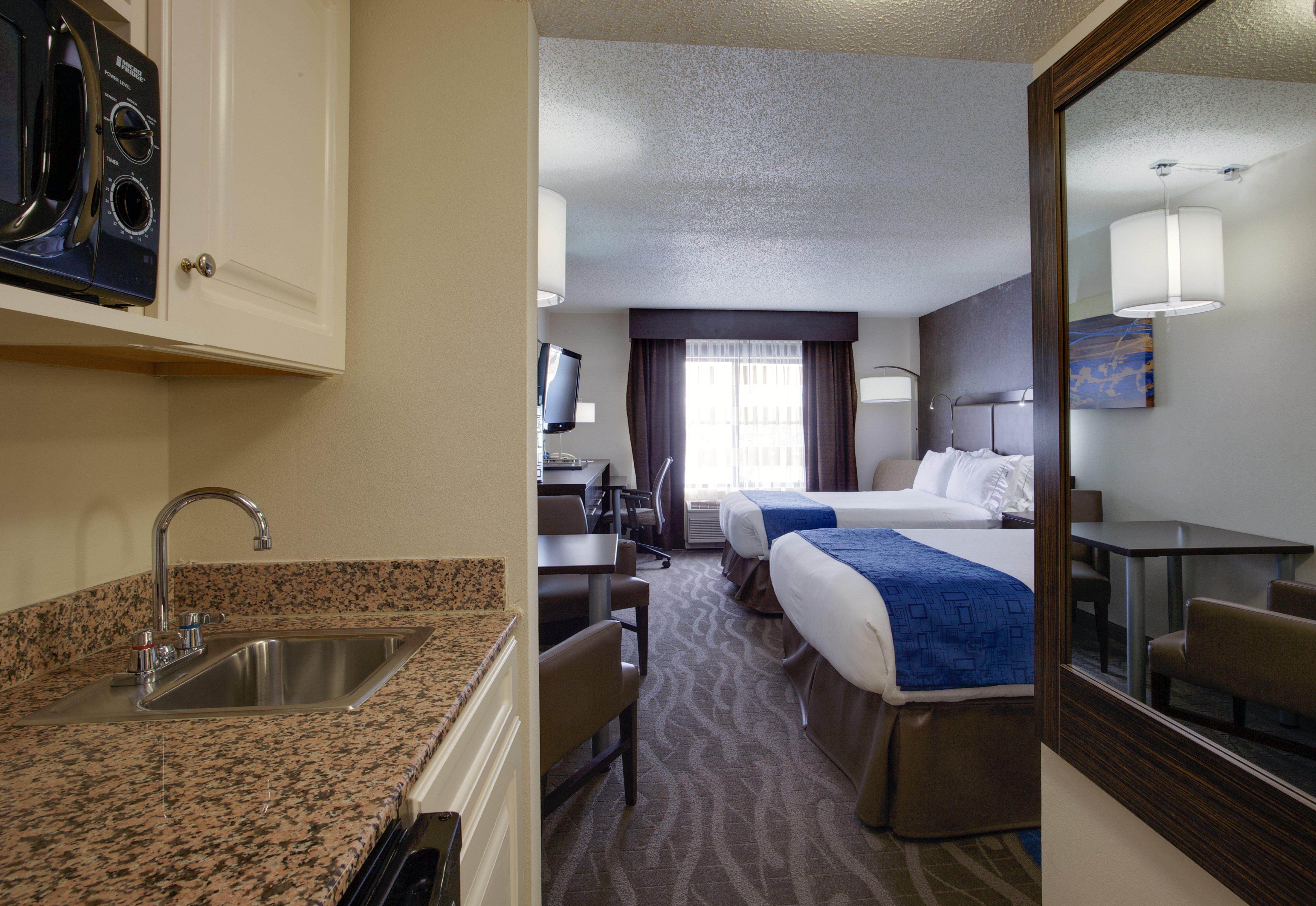 Holiday Inn Express Hotel & Suites Meadowlands Area By Ihg Carlstadt Zewnętrze zdjęcie